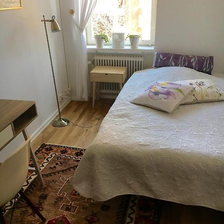 Farsta Bed And Breakfast Stockholm Exterior foto
