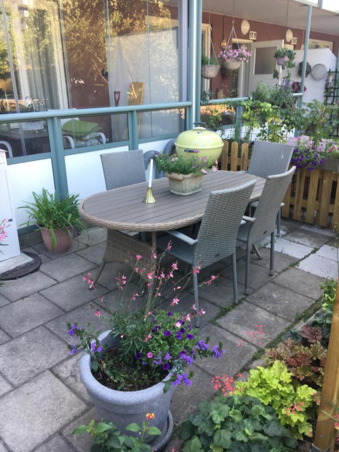 Farsta Bed And Breakfast Stockholm Exterior foto